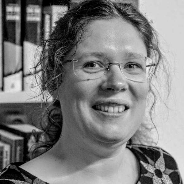 Mirjam Nederveen